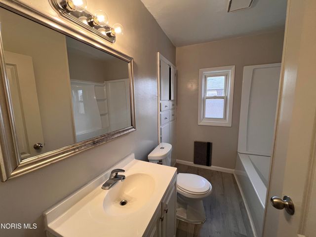 1511 Upton Avenue, Toledo, OH 43607