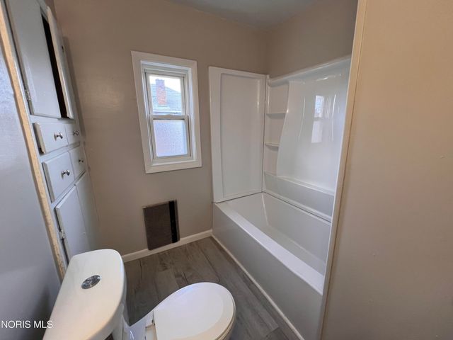 1511 Upton Avenue, Toledo, OH 43607