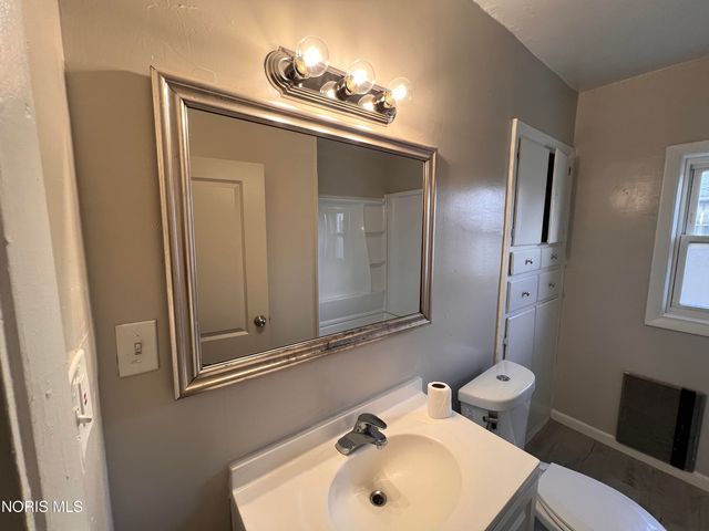 1511 Upton Avenue, Toledo, OH 43607