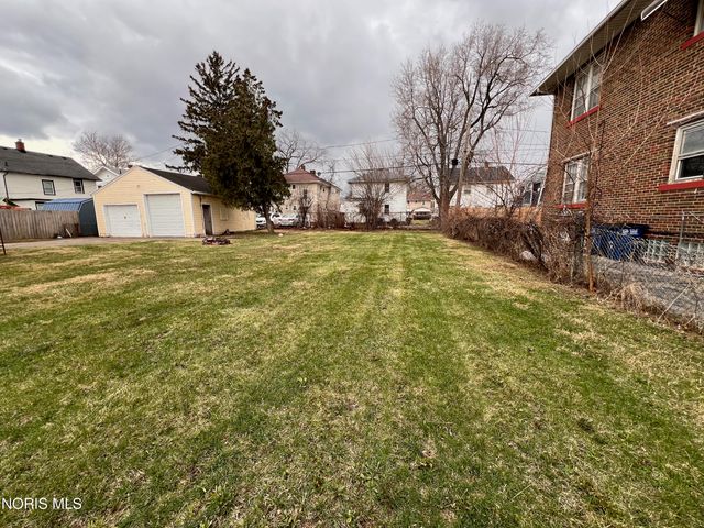 1511 Upton Avenue, Toledo, OH 43607