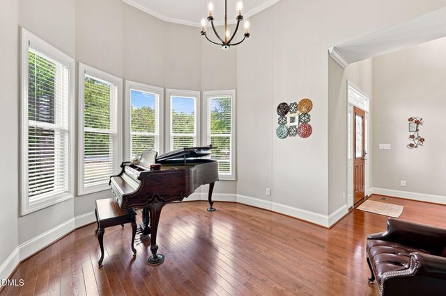 120 Rolling Meadows Lane S, Chapel Hill, NC 27517
