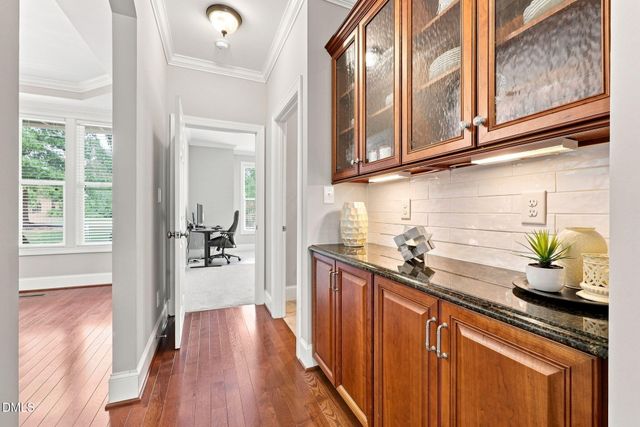 120 Rolling Meadows Lane S, Chapel Hill, NC 27517