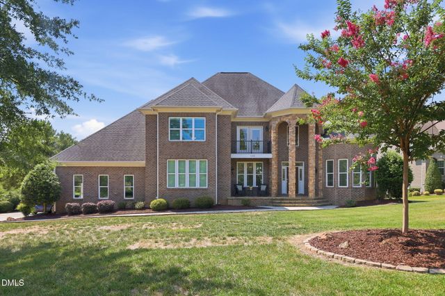 120 Rolling Meadows Lane S, Chapel Hill, NC 27517