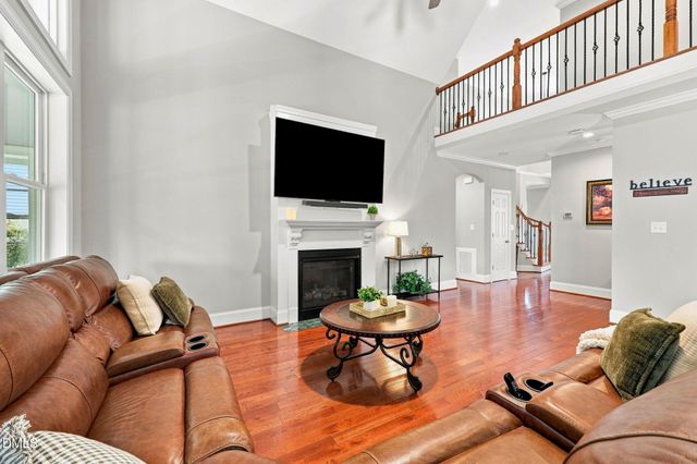 120 Rolling Meadows Lane S, Chapel Hill, NC 27517