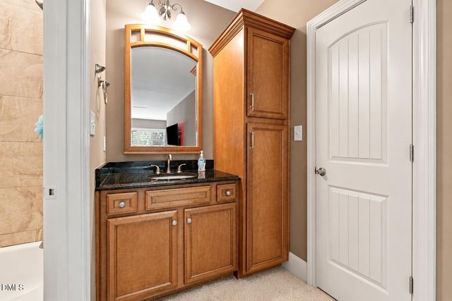 120 Rolling Meadows Lane S, Chapel Hill, NC 27517