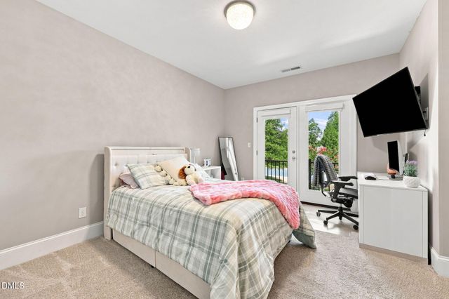 120 Rolling Meadows Lane S, Chapel Hill, NC 27517