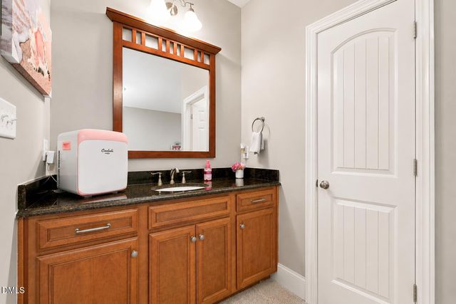 120 Rolling Meadows Lane S, Chapel Hill, NC 27517