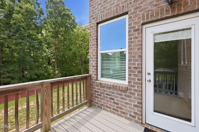 120 Rolling Meadows Lane S, Chapel Hill, NC 27517