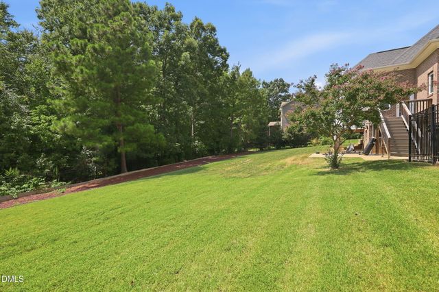 120 Rolling Meadows Lane S, Chapel Hill, NC 27517
