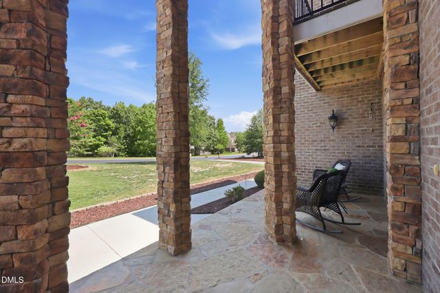 120 Rolling Meadows Lane S, Chapel Hill, NC 27517
