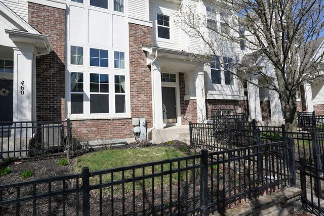 462 GROSVENOR Lane, Aurora, IL 60504