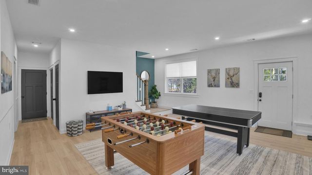 283 OWASSA DR, Pocono Lake, PA 18347