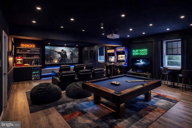 283 OWASSA DR, Pocono Lake, PA 18347