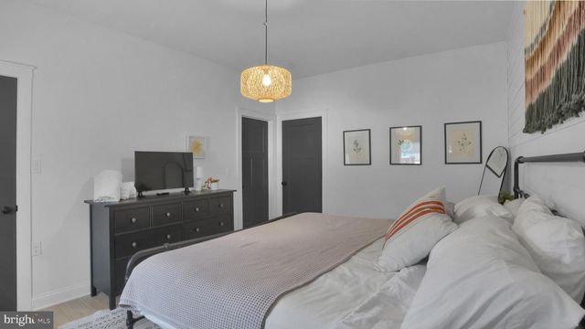 283 OWASSA DR, Pocono Lake, PA 18347