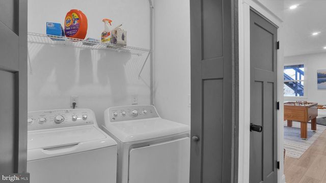 283 OWASSA DR, Pocono Lake, PA 18347