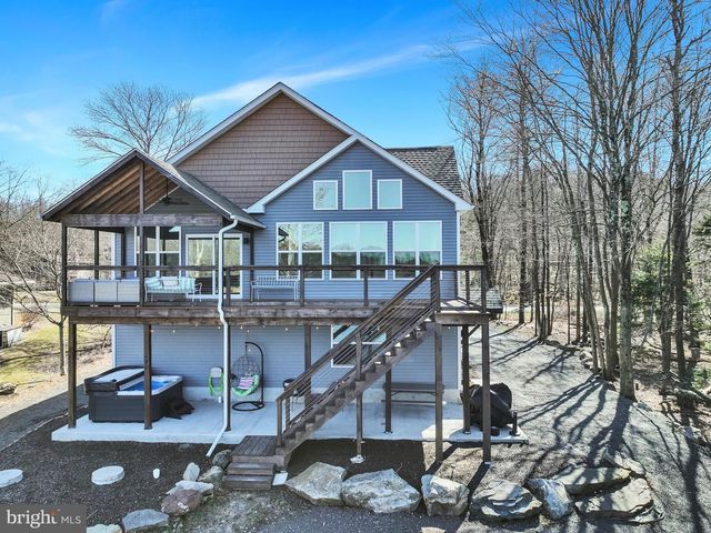 283 OWASSA DR, Pocono Lake, PA 18347