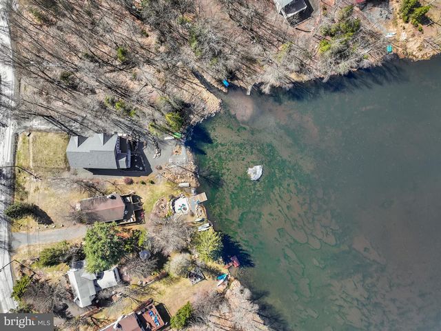 283 OWASSA DR, Pocono Lake, PA 18347