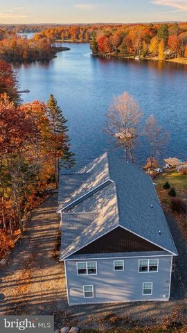 283 OWASSA DR, Pocono Lake, PA 18347