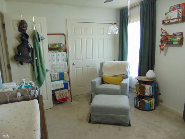 982 Youngs Creek Drive, Franklin, IN 46131