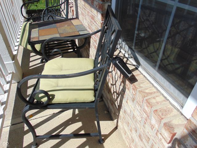 982 Youngs Creek Drive, Franklin, IN 46131
