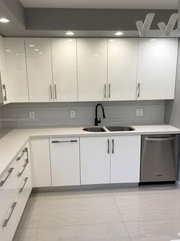 10180 W Bay Harbor Drive 0, Bay Harbor Islands, FL 33154