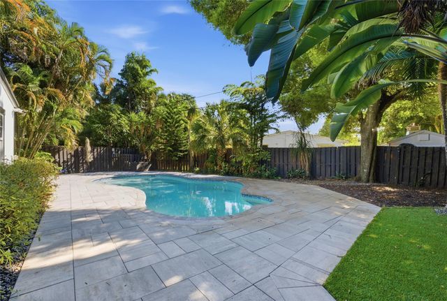 1612 SW 12th Court, Fort Lauderdale, FL 33312