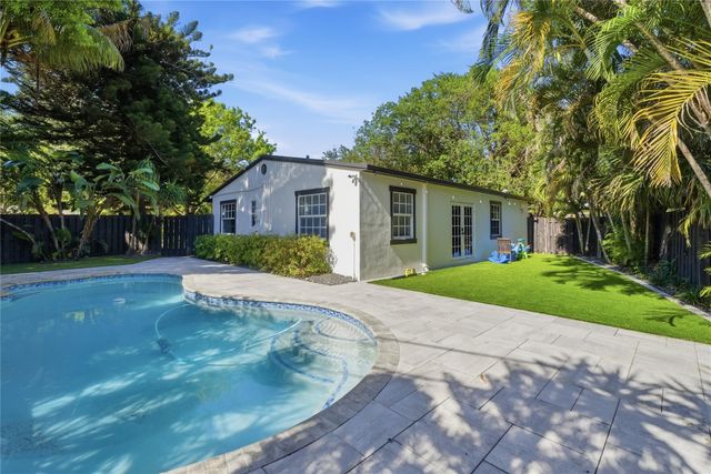 1612 SW 12th Court, Fort Lauderdale, FL 33312