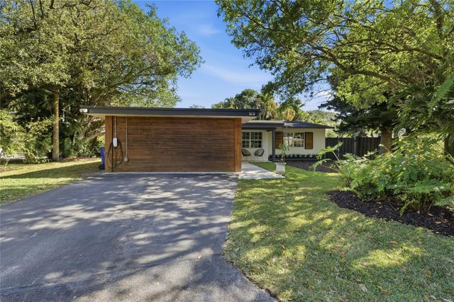 1612 SW 12th Court, Fort Lauderdale, FL 33312