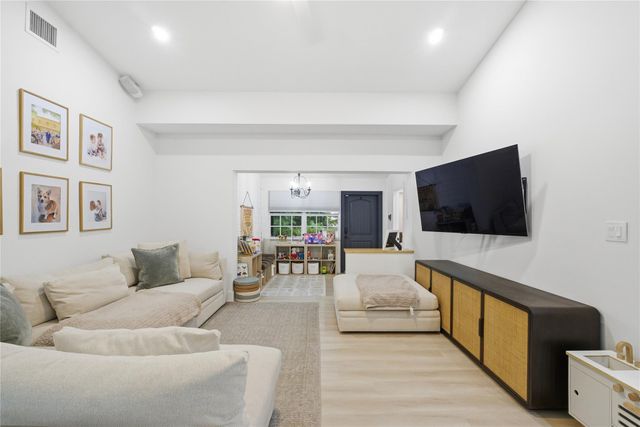 1612 SW 12th Court, Fort Lauderdale, FL 33312