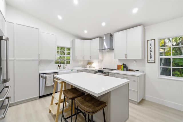 1612 SW 12th Court, Fort Lauderdale, FL 33312