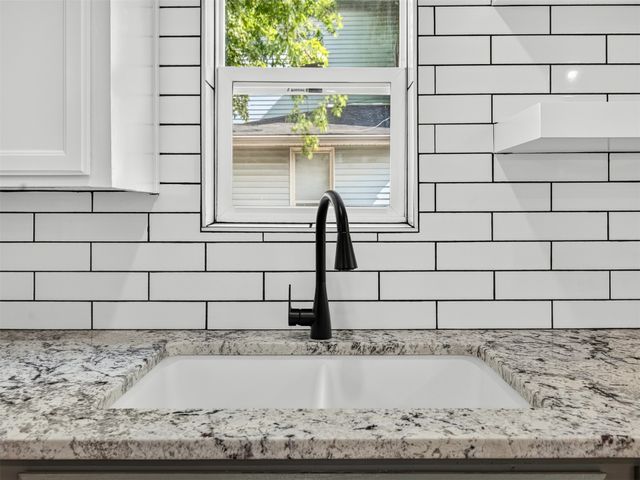 512 S Poplar Street, Sapulpa, OK 74066