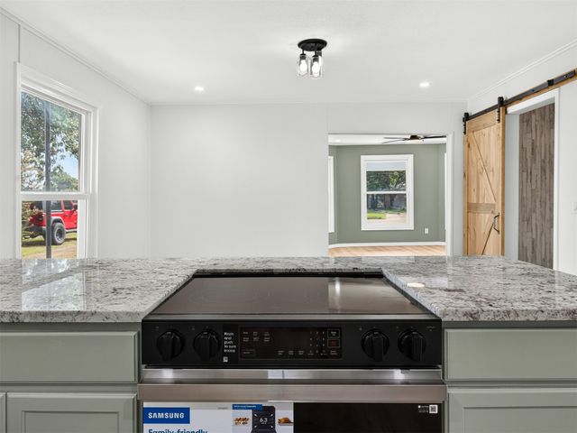 512 S Poplar Street, Sapulpa, OK 74066