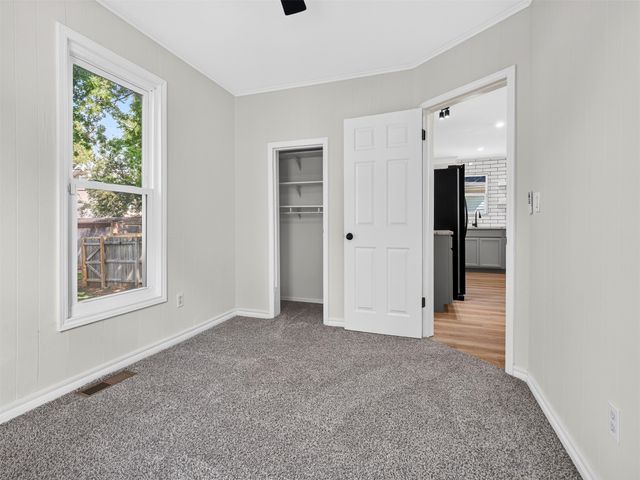512 S Poplar Street, Sapulpa, OK 74066