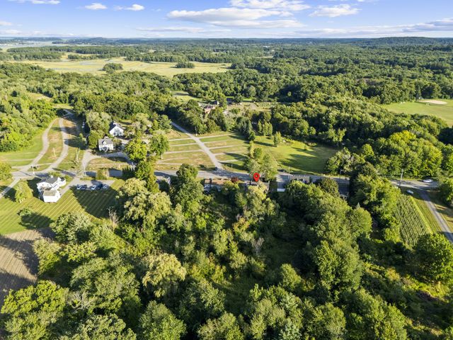 262 Main St, Rowley, MA 01969
