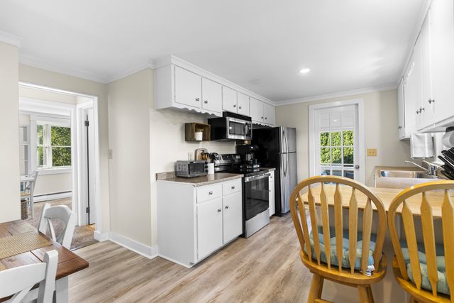 262 Main St, Rowley, MA 01969