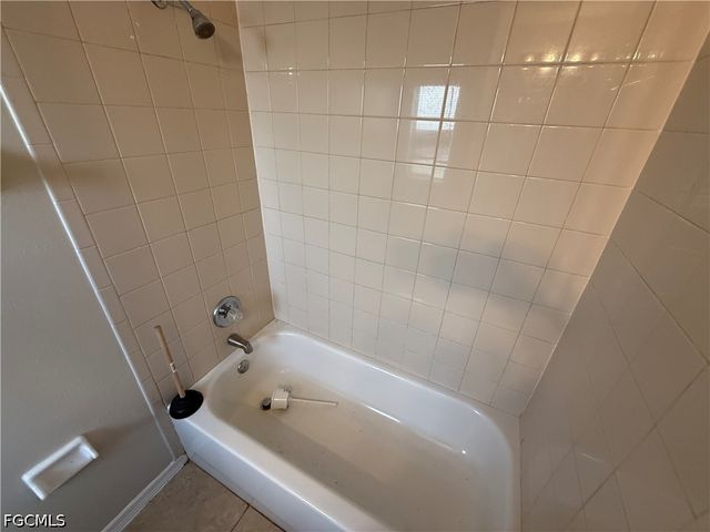 4427 29th ST SW, Lehigh Acres, FL 33973