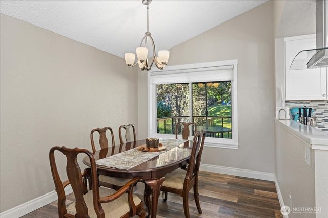 3718 NE 189th Place, Lake Forest Park, WA 98155