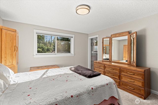 3718 NE 189th Place, Lake Forest Park, WA 98155