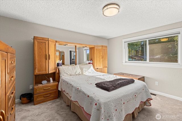 3718 NE 189th Place, Lake Forest Park, WA 98155