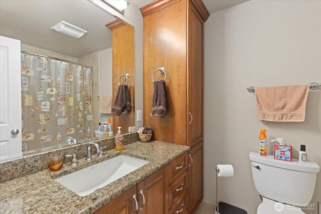 3718 NE 189th Place, Lake Forest Park, WA 98155