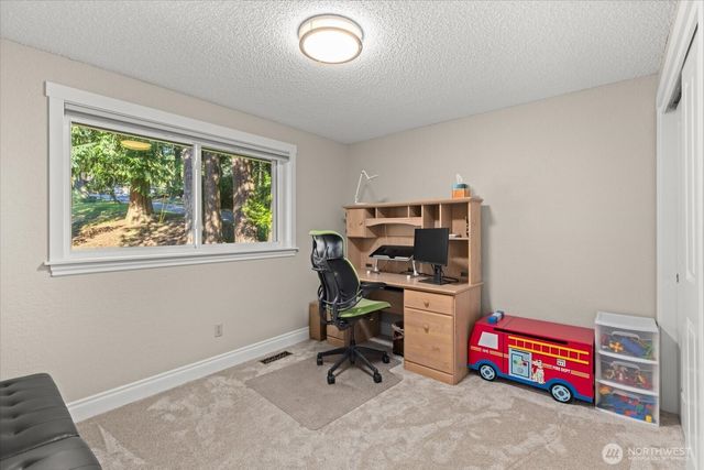 3718 NE 189th Place, Lake Forest Park, WA 98155