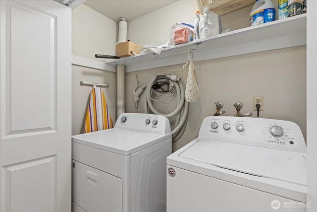 3718 NE 189th Place, Lake Forest Park, WA 98155