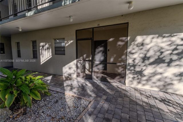 8931 N New River Canal Road 1E, Plantation, FL 33324