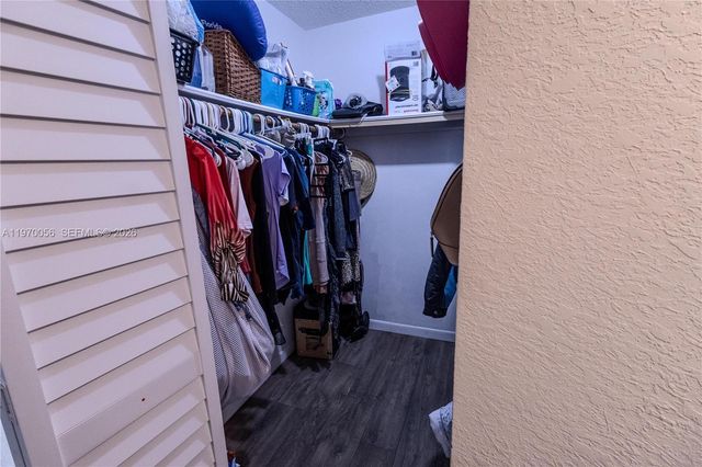 8931 N New River Canal Road 1E, Plantation, FL 33324