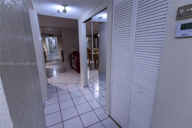 8931 N New River Canal Road 1E, Plantation, FL 33324