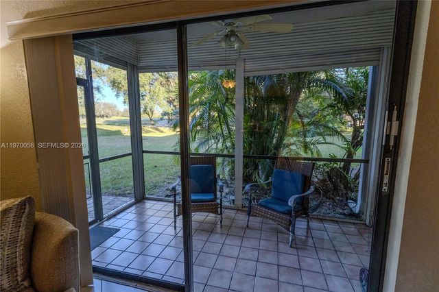 8931 N New River Canal Road 1E, Plantation, FL 33324