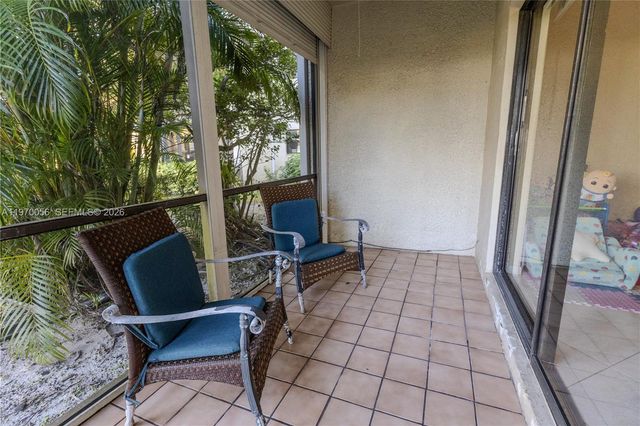 8931 N New River Canal Road 1E, Plantation, FL 33324