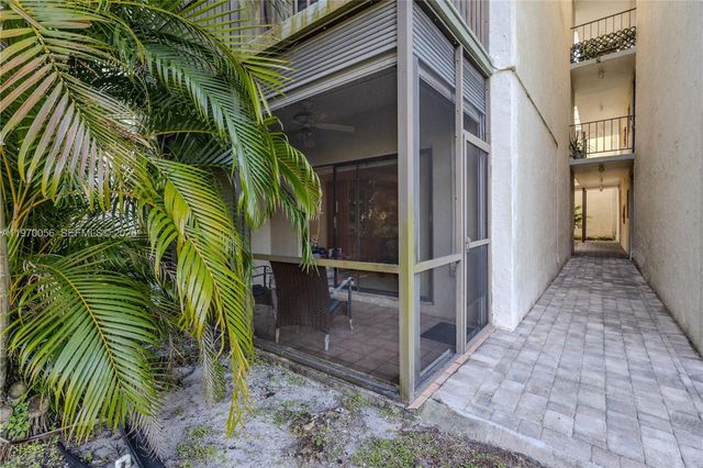 8931 N New River Canal Road 1E, Plantation, FL 33324