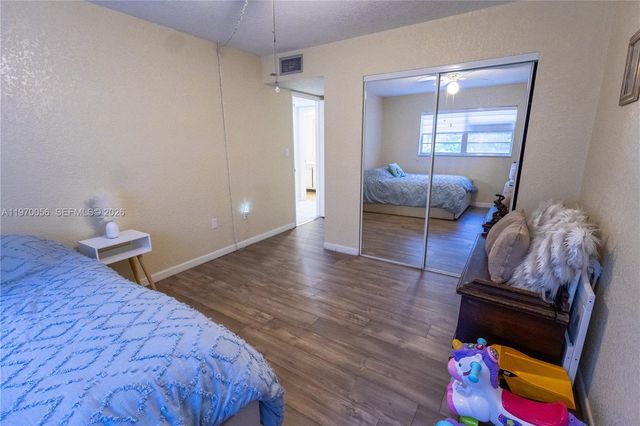 8931 N New River Canal Road 1E, Plantation, FL 33324
