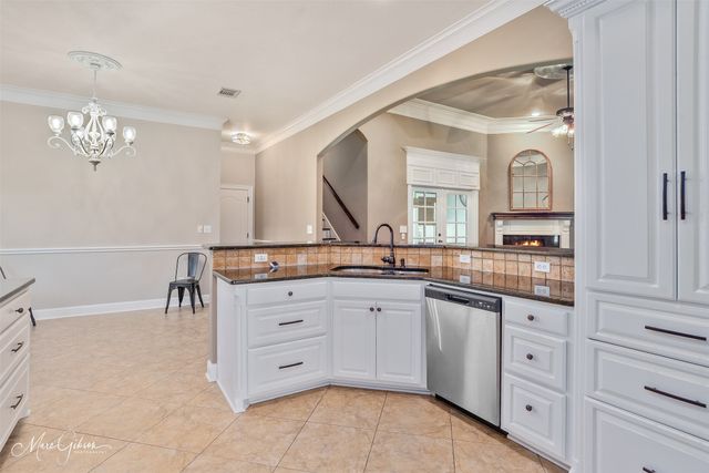 162 Captain HM Shreve, Shreveport, LA 71115